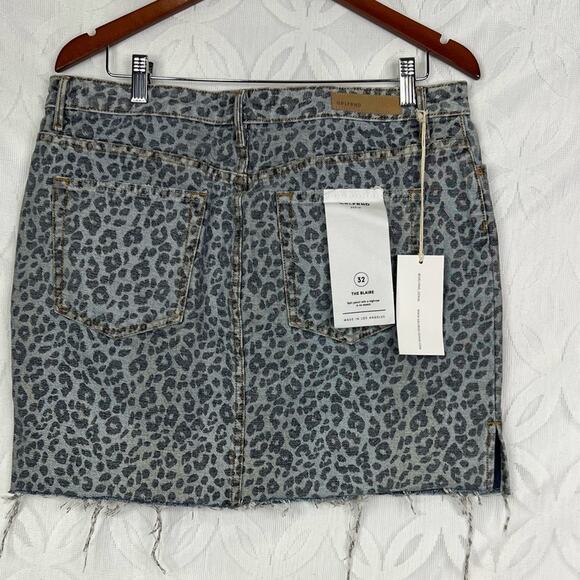 GRLFRND Blaire Mini Pencil Skirt in Wild Cat Size 32/14 NWT - Picture 5 of 16